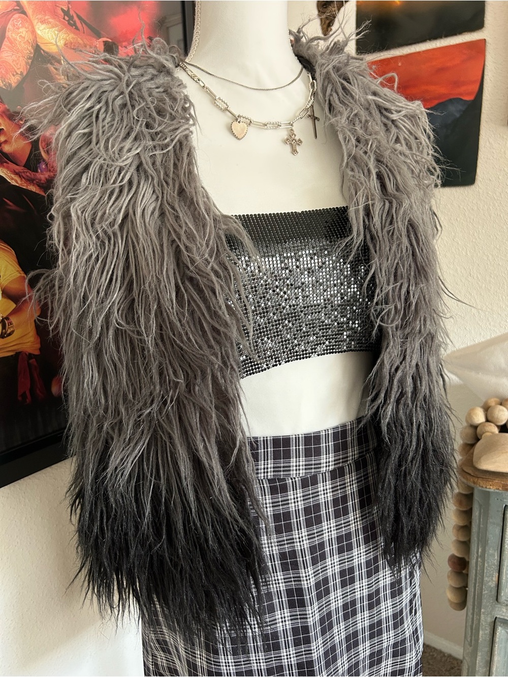 Vintage Y2K Indie Sleaze Womens Faux Fur Vest Sleeveless Black Gray Fits A Small